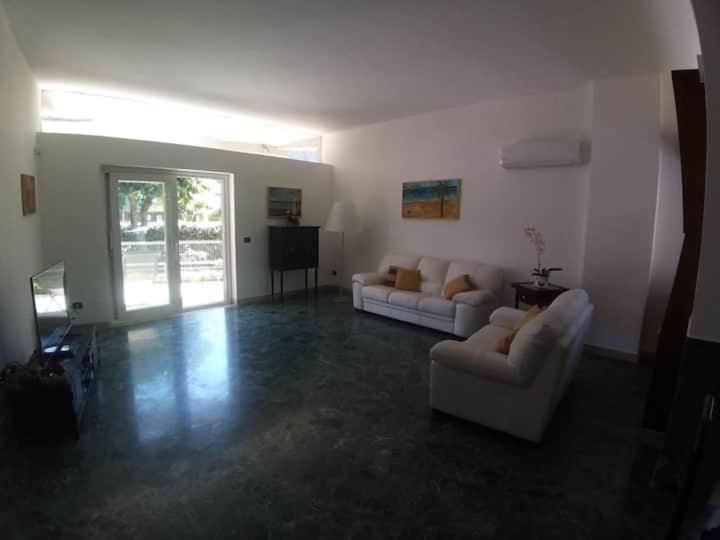 Villa Savoia Mondello Exterior photo